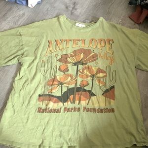 Medium Stitch & Pine T-shirt